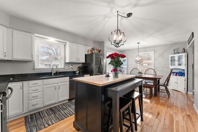 3705 Hemlock Drive, Valparaiso, IN 46383