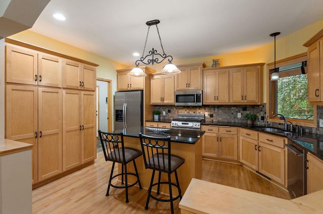20639 Kearney Path, Lakeville, MN 55044