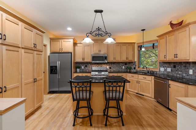 20639 Kearney Path, Lakeville, MN 55044
