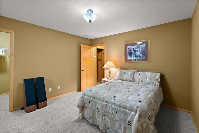 20639 Kearney Path, Lakeville, MN 55044