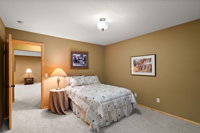20639 Kearney Path, Lakeville, MN 55044
