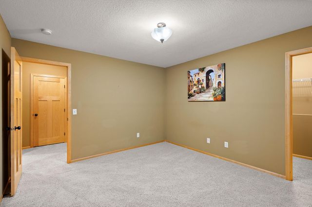 20639 Kearney Path, Lakeville, MN 55044