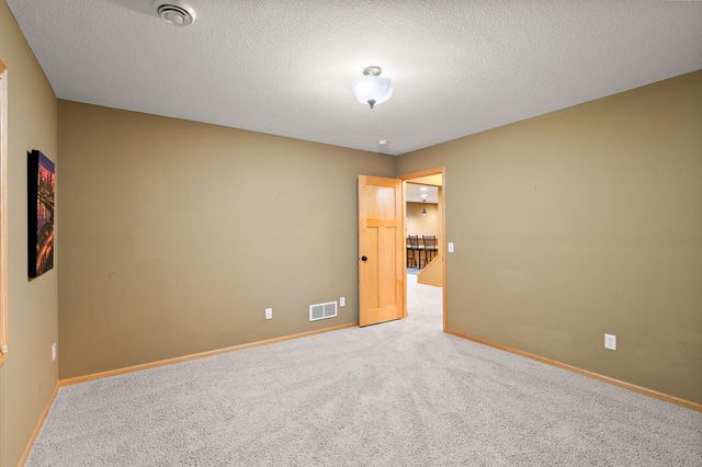 20639 Kearney Path, Lakeville, MN 55044
