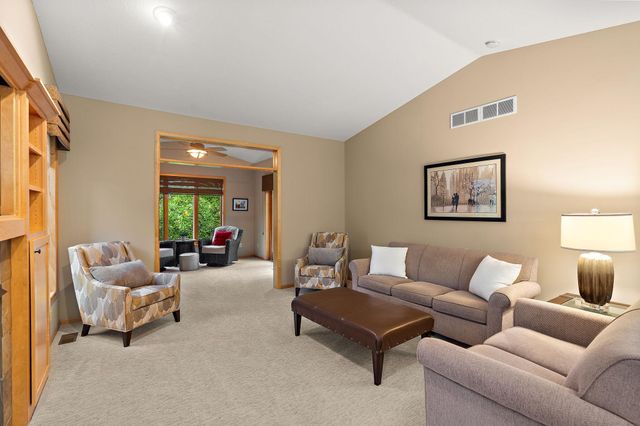 20639 Kearney Path, Lakeville, MN 55044