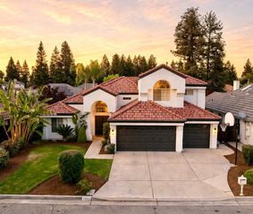 3652 W Tenaya Way, Fresno, CA 93711