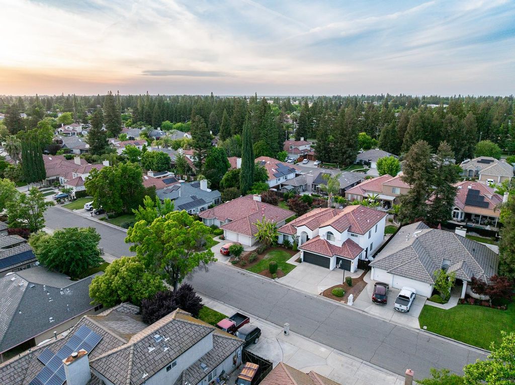 Image 47 of property listing at 3652 W Tenaya Way, Fresno, CA 93711