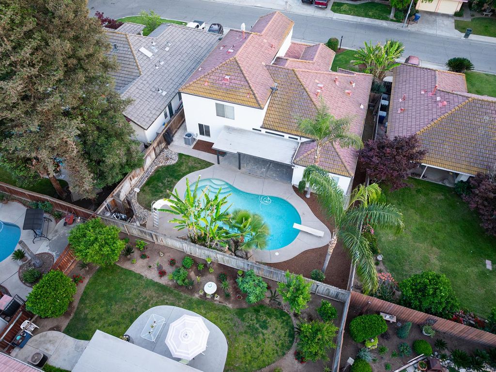 Image 53 of property listing at 3652 W Tenaya Way, Fresno, CA 93711