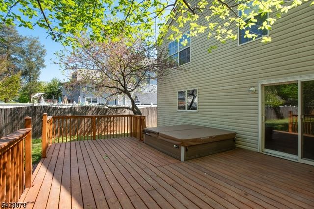 231 Grove St, Somerville Boro, NJ 08876