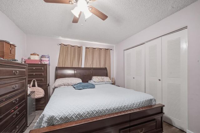 2710 W 60th Place 205, Hialeah, FL 33016