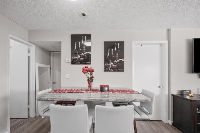 2710 W 60th Place 205, Hialeah, FL 33016