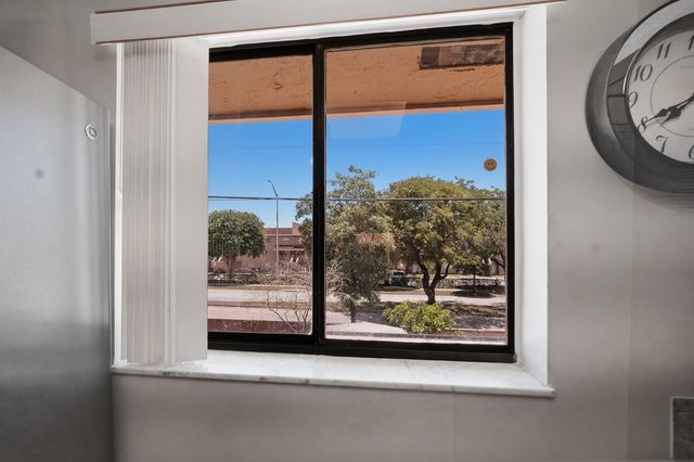 2710 W 60th Place 205, Hialeah, FL 33016
