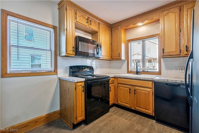 1226 Ford Court NW, Canton, OH 44708