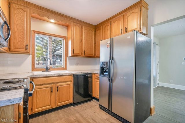 1226 Ford Court NW, Canton, OH 44708