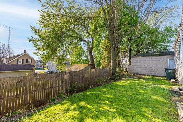 1226 Ford Court NW, Canton, OH 44708