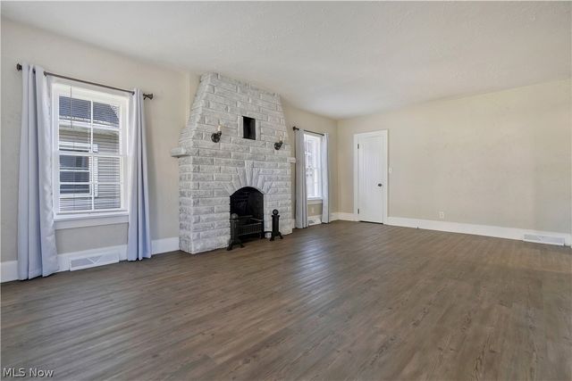 1226 Ford Court NW, Canton, OH 44708