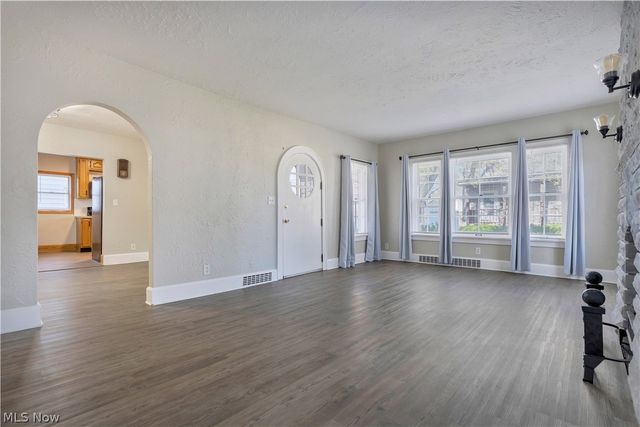 1226 Ford Court NW, Canton, OH 44708