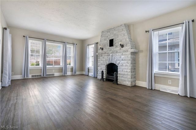 1226 Ford Court NW, Canton, OH 44708