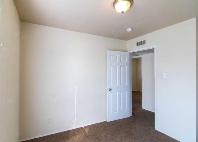 617 Via Del Sur, Mesquite, TX 75150