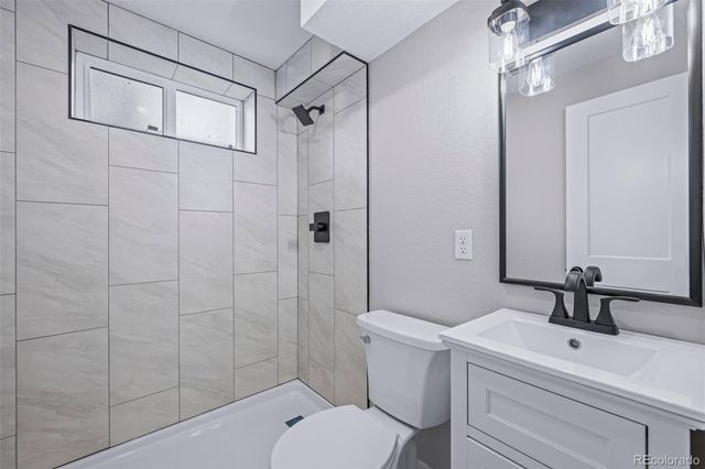 10865 W 39th Place, Wheat Ridge, CO 80033