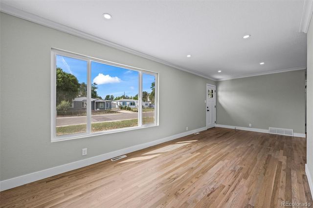 10865 W 39th Place, Wheat Ridge, CO 80033