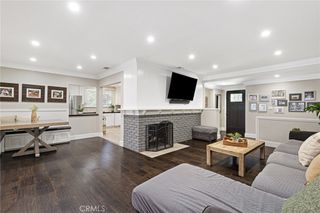 19438 Calvert Street, Tarzana, CA 91335