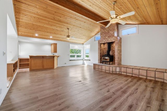 8992 Bronson Dr, Granite Bay, CA 95746