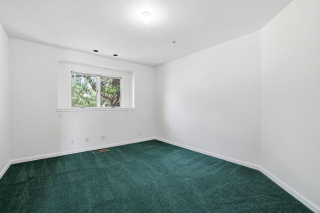 8992 Bronson Dr, Granite Bay, CA 95746