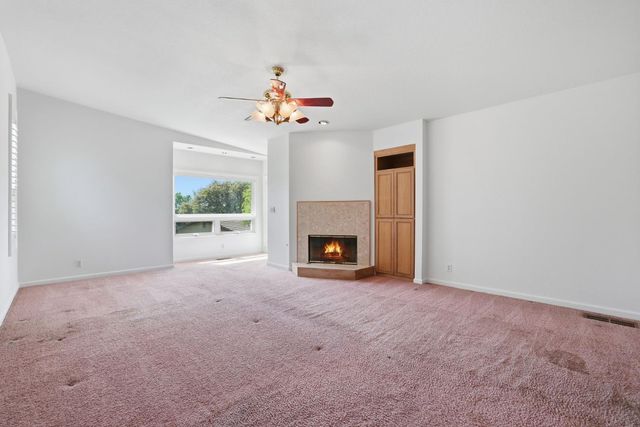 8992 Bronson Dr, Granite Bay, CA 95746