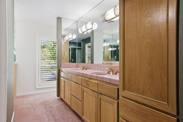 8992 Bronson Dr, Granite Bay, CA 95746