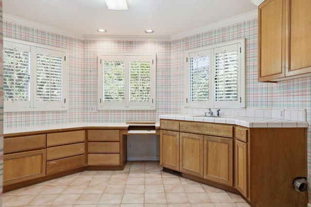 8992 Bronson Dr, Granite Bay, CA 95746