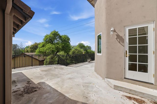 8992 Bronson Dr, Granite Bay, CA 95746