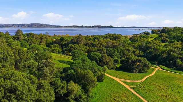 8992 Bronson Dr, Granite Bay, CA 95746