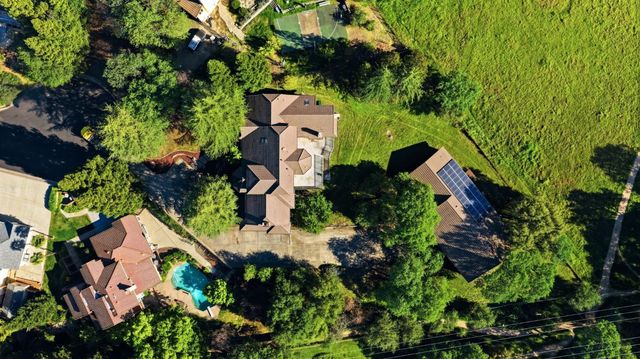 8992 Bronson Dr, Granite Bay, CA 95746