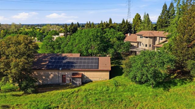 8992 Bronson Dr, Granite Bay, CA 95746