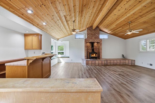 8992 Bronson Dr, Granite Bay, CA 95746