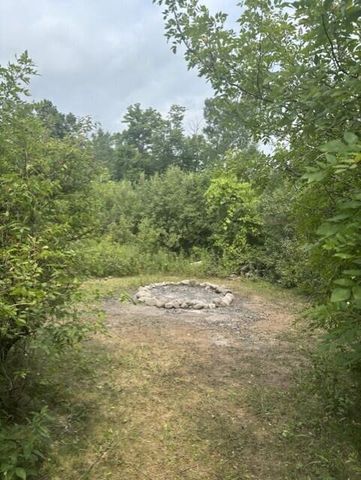 N5471 Loraine DRIVE, Fredonia, WI 53021