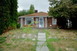 12037 71st Avenue S, Seattle, WA 98178