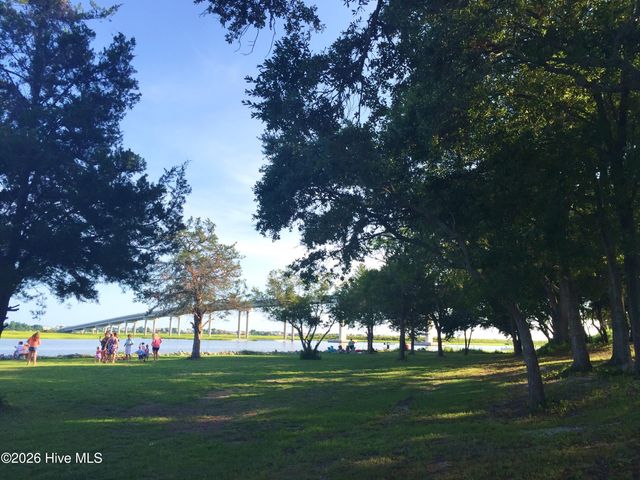 411 5th Street, Sunset Beach, NC 28468