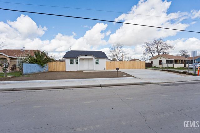 506 Beardsley Avenue, Bakersfield, CA 93308