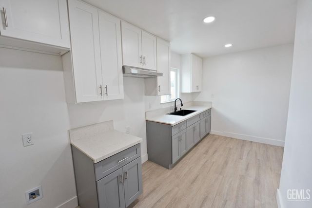 506 Beardsley Avenue, Bakersfield, CA 93308