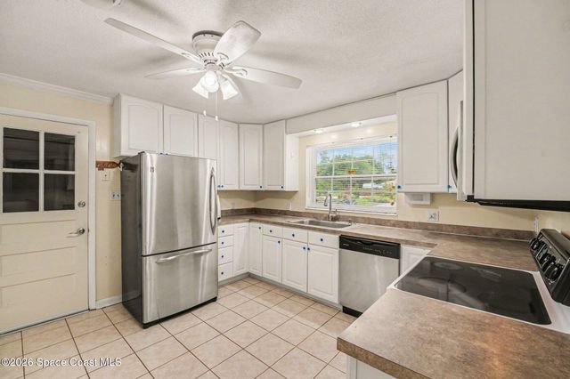 3075 Ellis Drive, Melbourne, FL 32904