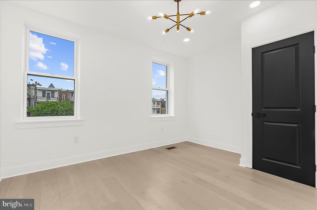 Image 24 of property listing at 2321 MADISON AVE, Baltimore, MD 21217
