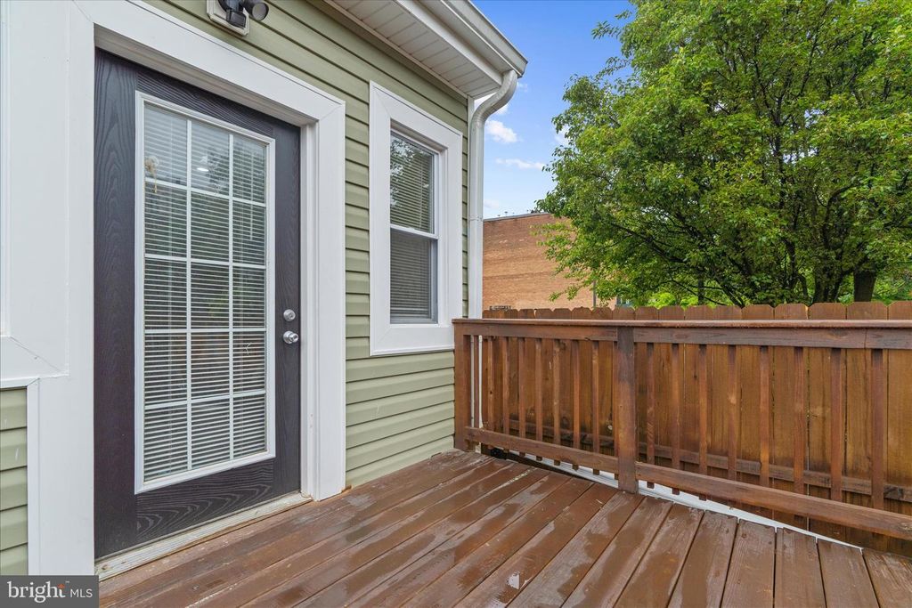 Image 40 of property listing at 2321 MADISON AVE, Baltimore, MD 21217