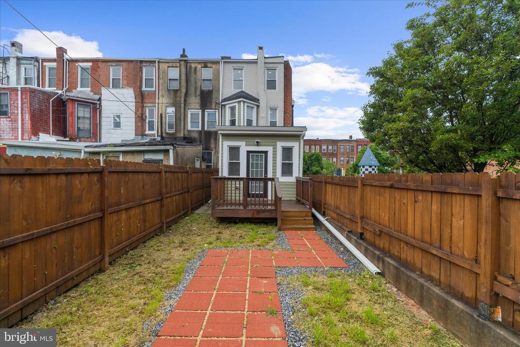 Image 43 of property listing at 2321 MADISON AVE, Baltimore, MD 21217