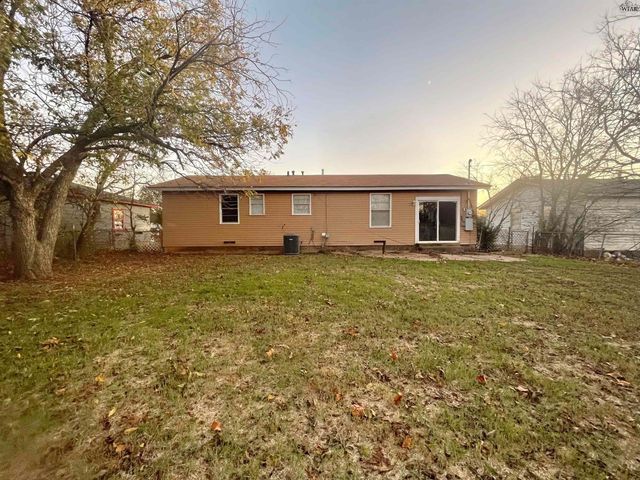 1226 BANDERA BOULEVARD, Wichita Falls, TX 76301