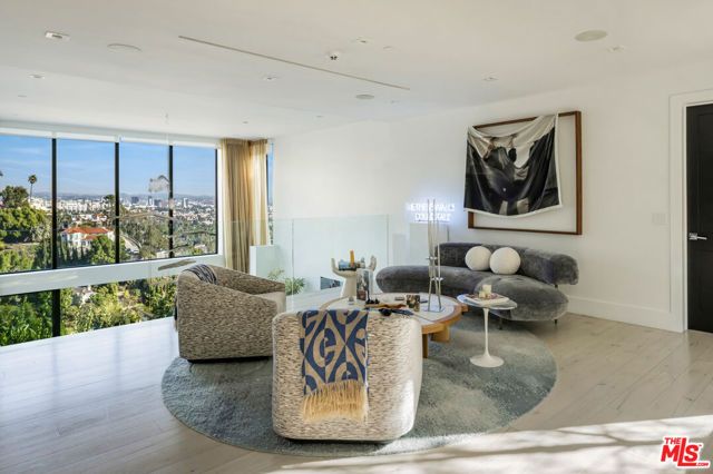 8080 Laurel View Drive, West Hollywood, CA 90069