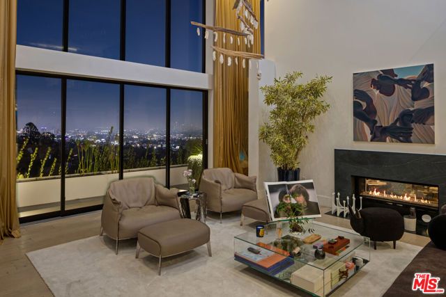 8080 Laurel View Drive, West Hollywood, CA 90069