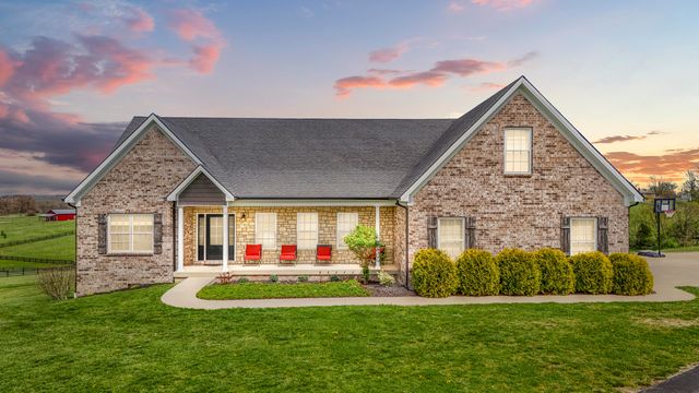 112 Fairfield Farm Road, Georgetown, KY 40324