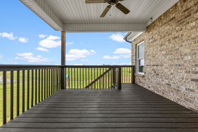 112 Fairfield Farm Road, Georgetown, KY 40324