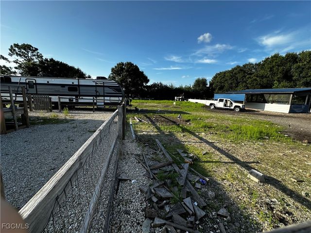 19781 Woodbridge LN, North Fort Myers, FL 33917